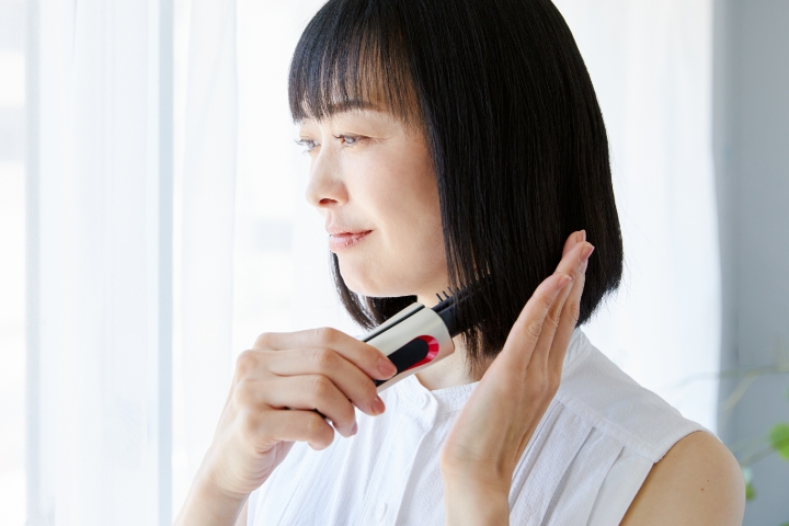 ショートヘアやボブスタイルのボリュームアップに「ヘアボリューマー ショートヘアやボブスタイルのボリュームアップに「ヘアボリューマー